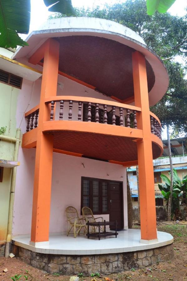 Silver Sand Guest Home Varkala Exteriör bild